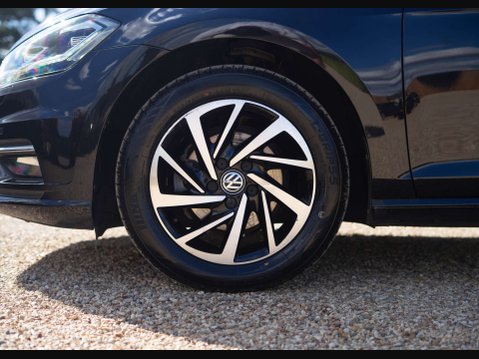 Volkswagen Golf 1.0 Golf Match Edition TSi 5dr 28