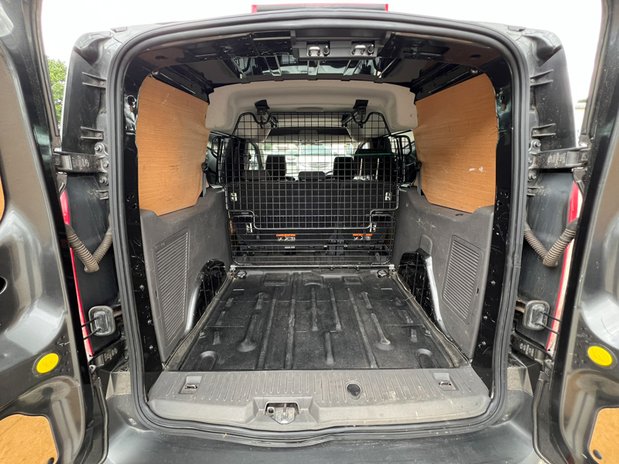 Ford Transit Connect Crew Cab LWB L2H1 Low Roof Trend Air Con Sensors EURO 6 NO VAT 10
