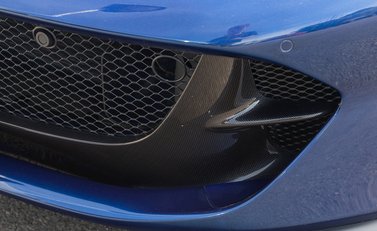 Ferrari 812 Superfast 23