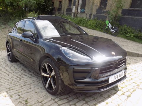 Porsche Macan 2.0T PDK 4WD SUV 66