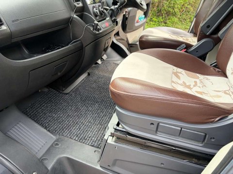 Peugeot Boxer 2.2 Boxer 335 Zuckoff TL HDi 37