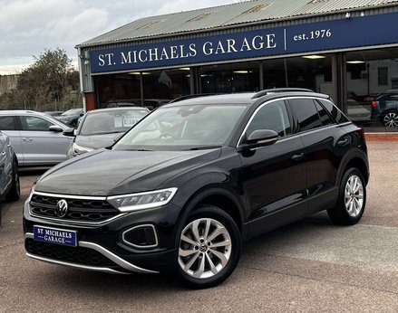 Volkswagen T-Roc 1.5 T-Roc Match TSI S-A 5dr 1
