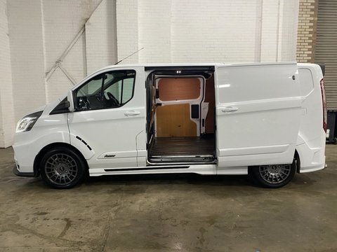 Ford Transit Custom 320 LIMITED P/V ECOBLUE 12