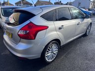 Ford Focus ZETEC 8