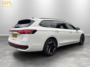 Volkswagen Passat 1.5 TSI eHybrid 19.7kWh R-Line Estate 5dr Petrol Plug-in Hybrid DSG Euro 6 7