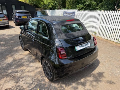 Fiat 500e C LA PRIMA 16