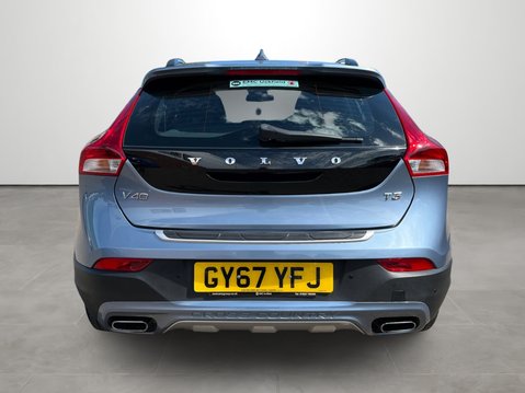 Volvo V40 T3 [152] Cross Country Pro 5dr Geartronic 9