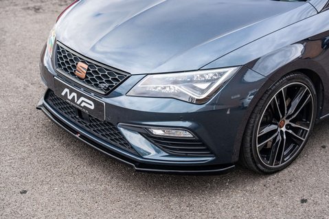 SEAT Leon 2.0 Leon Cupra Luxury 290 TSi Semi-Auto 5dr 19