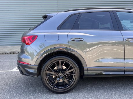 Audi Q3 2.0 TFSI 40 Vorsprung S Tronic quattro Euro 6 (s/s) 5dr 54