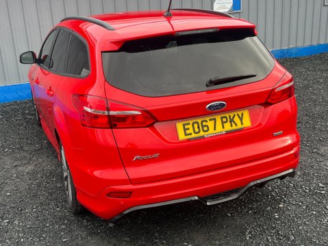 Ford Focus 1.0T EcoBoost ST-Line Euro 6 (s/s) 5dr 43