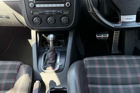 Volkswagen Golf GTI EDITION 30 T 21