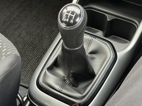 Suzuki Ignis 1.2 Dualjet 12V Hybrid SZ5 5dr 28