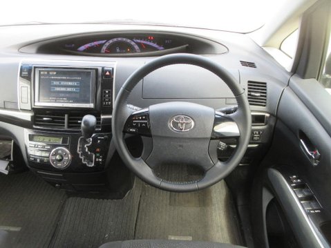 Toyota Estima 2.4 AERAS + 7 Seats 18