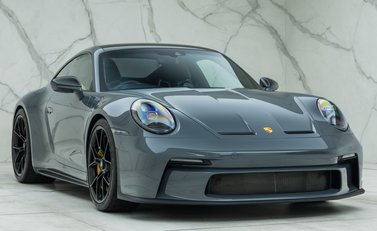 Porsche 911 GT3 TOURING (992) 6
