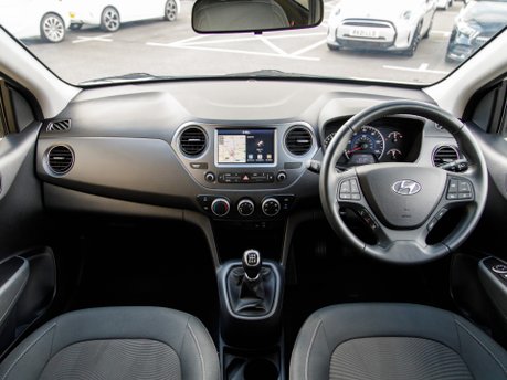 Hyundai i10 PLAY