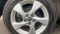 Toyota C-HR 1.8 VVT-h Icon SUV 5dr Petrol Hybrid CVT Euro 6 (s/s) (122 ps) 10