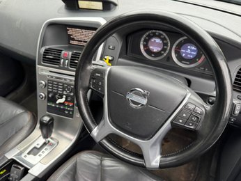 Volvo XC60 2.4 D5 SE Lux Geartronic AWD Euro 4 5dr