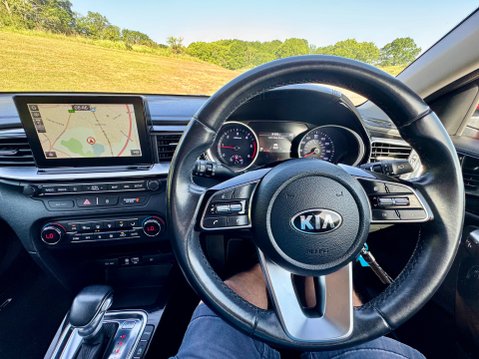 Kia Ceed CRDI 3 ISG 22