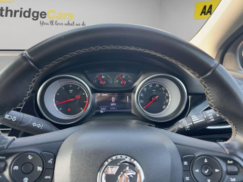 Vauxhall Astra 1.4i Turbo SRi Nav Euro 6 5dr 25