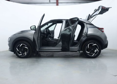 Nissan Juke 1.6 N-Connecta SUV 5dr Petrol Hybrid Auto Euro 6 (143 ps) 54