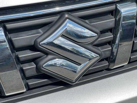 Suzuki Vitara SZ-T BOOSTERJET MHEV 13