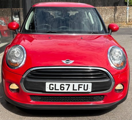 Mini Hatch One 1.5 Petrol Manual Media pack - NAVIGATION - REAR PARK - LOW INSURANCE 6