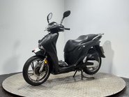 Honda SH125 2019 GOOD PARTS BREAKER SCOOTER SPARES OR REPAIR SH 125CC 5