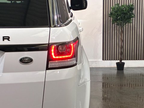 Land Rover Range Rover Sport 3.0 SD V6 HSE Dynamic Auto 4WD Euro 6 (s/s) 5dr 26