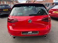Volkswagen Golf GTI TSI 16