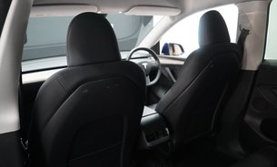 Tesla Model Y LONG RANGE AWD Battery SOH 90% Deep Metallic Blue One Owner VAT Qualifying 19