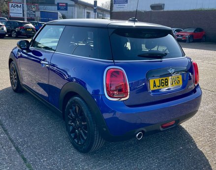 Mini Hatch 1.5 Cooper Classic 3dr 8