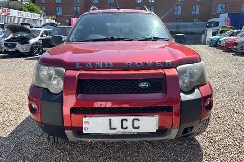 Land Rover Freelander TD4 FREESTYLE..LAST OWNER 14 YEARS..AIR CON..HEATED SEATS..SIDE STEPS.. 29