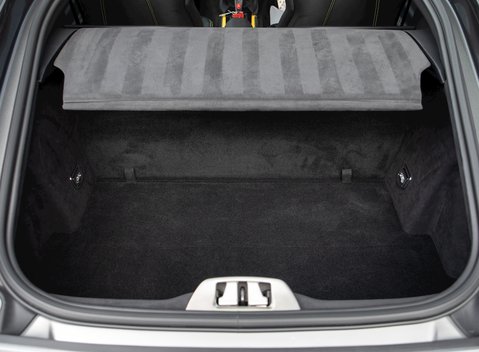 Ferrari 812 Superfast 26