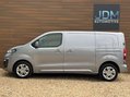 Vauxhall Vivaro 2.0 Vivaro 3100 Elite S/S 8