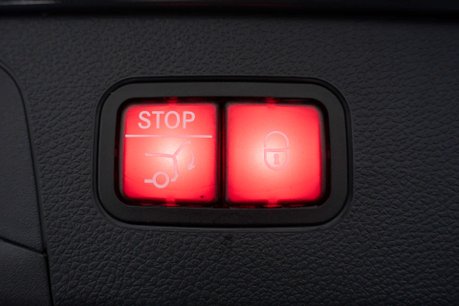 Mercedes-Benz GLC 2.0 GLC300d AMG Line (Premium Plus) SUV 5dr Diesel G-Tronic+ 4MATIC Euro 6 40