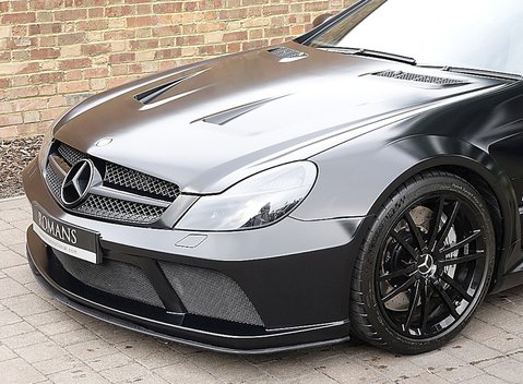 Mercedes-Benz SL Class SL65 AMG Black Series 15