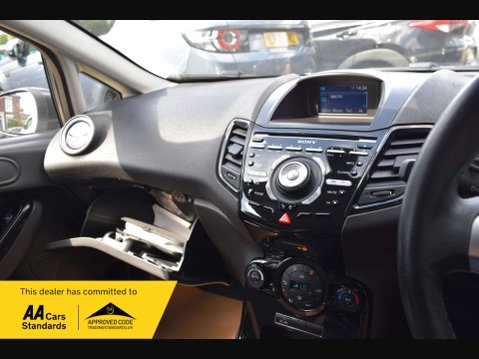 Ford Fiesta 1.0 Fiesta Titanium T 5dr 52