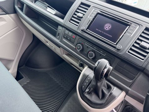 Volkswagen Transporter 2.0 BiTDI T32 BlueMotion Tech Highline Panel Van 5dr Diesel DSG FWD LWB Eur 3