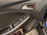 Ford Focus 2.0 TDCi Titanium X Powershift Euro 5 5dr 21