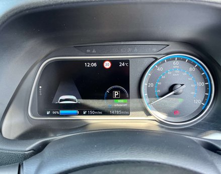 Nissan LEAF Leaf Tekna Electric 110Kw 39kWh (AUTOMATIC) 5dr 21