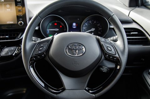 Toyota C-HR ICON 14