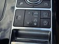 Land Rover Range Rover 3.0 Range Rover Vogue TDV6 Auto 4WD 5dr 33