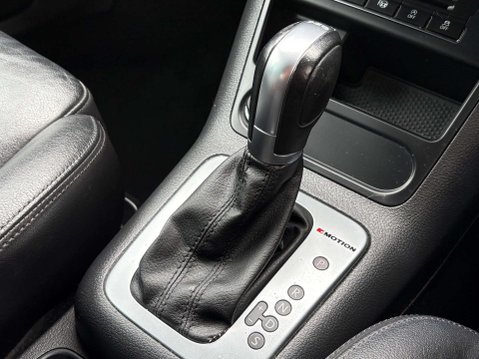 Volkswagen Tiguan 2.0 Tiguan R-Line Edition TDI BlueMotion Technology 4Motion Semi-Auto 4WD 5 46