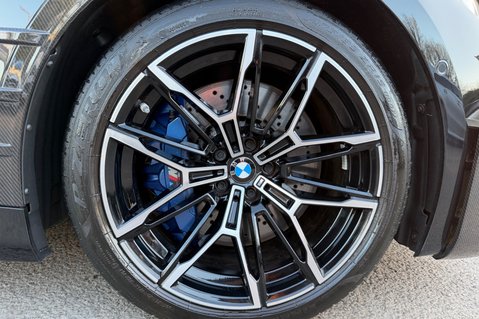BMW M2 M2 - M PERFORMANCE EXHAUST & BODYKIT -DRIVING ASSISTANT +COMFORT PACK  80