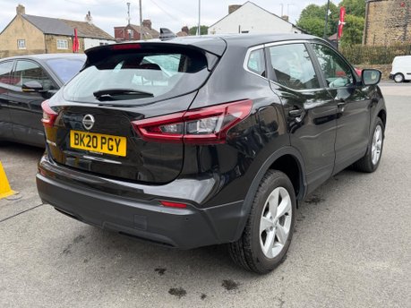 Nissan Qashqai DIG-T ACENTA PREMIUM 9