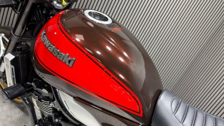 Kawasaki Z900 50TH ANNIVERSARY 2022 6K MOT OCTOBER 2027 900CC 10