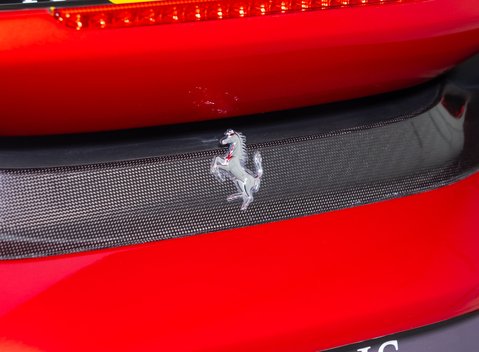 Ferrari 488 Pista 37