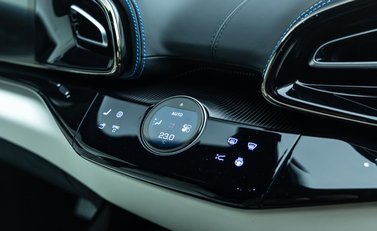 Ferrari Purosangue 22