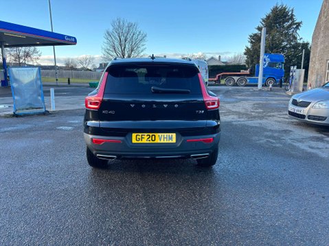Volvo XC40 1.5 XC40 R-Design T3 5dr 9