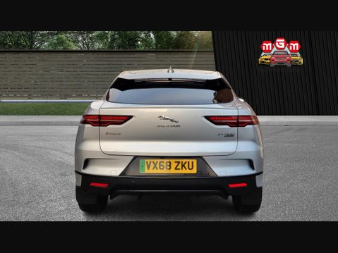 Jaguar I-Pace SE 11